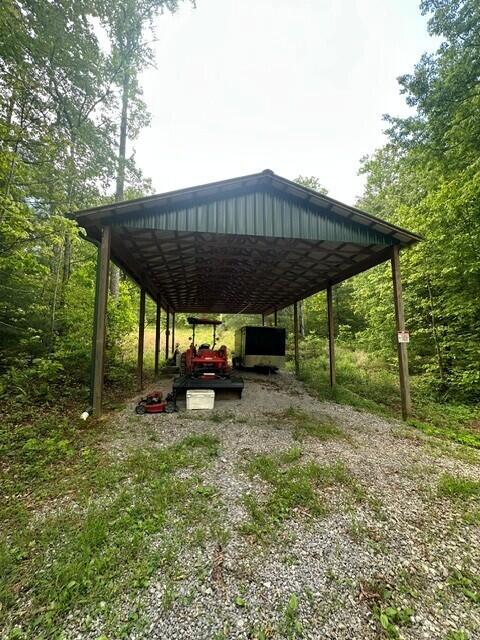 142 Cole Road Deer Lodge, TN 37726 - Photo 46 of 77 10