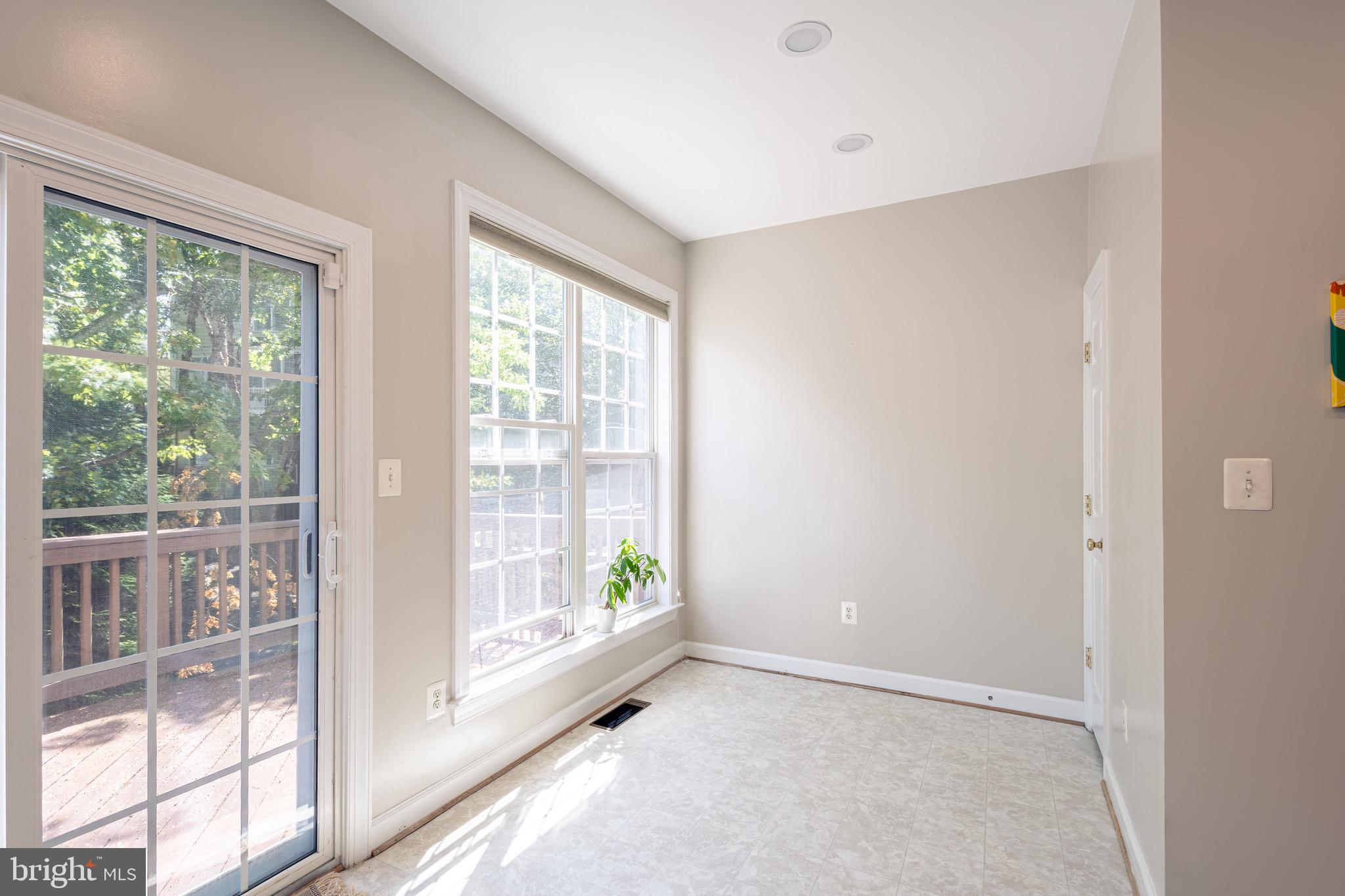 4151 Timber Log Way Fairfax, VA 22030 - Photo 16 of 34