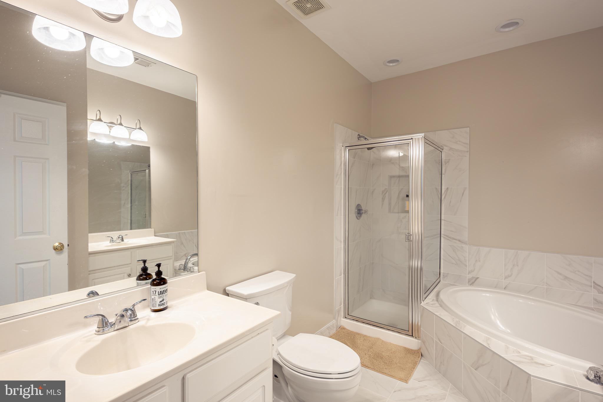 4151 Timber Log Way Fairfax, VA 22030 - Photo 20 of 34