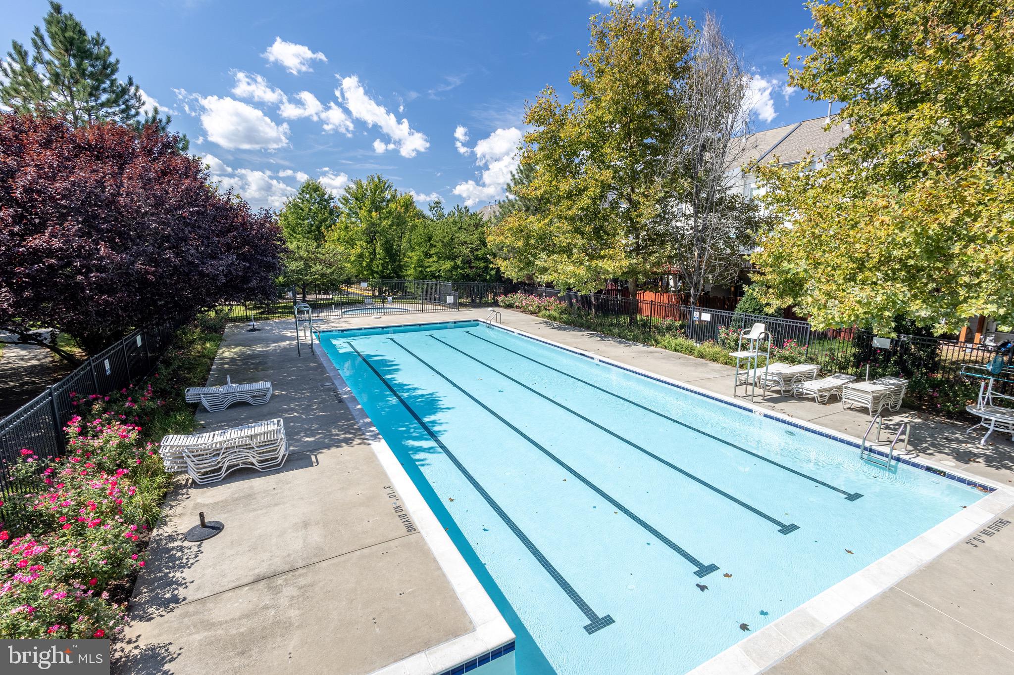 4151 Timber Log Way Fairfax, VA 22030 - Photo 33 of 34