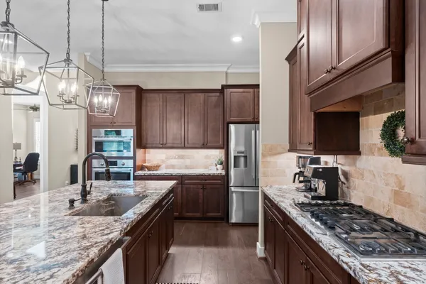 $849,999 | 108 Port Au Prince Court, Montgomery, TX 77316
