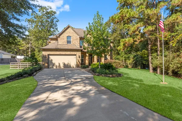 $849,999 | 108 Port Au Prince Court, Montgomery, TX 77316