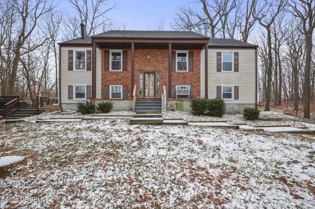 $689,000 | 104 Valley Drive, Millstone Township, NJ 08535