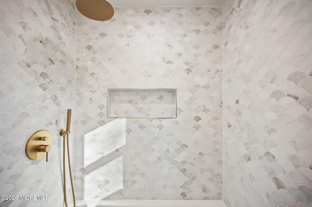 $689,000 | 104 Valley Drive, Millstone Township, NJ 08535