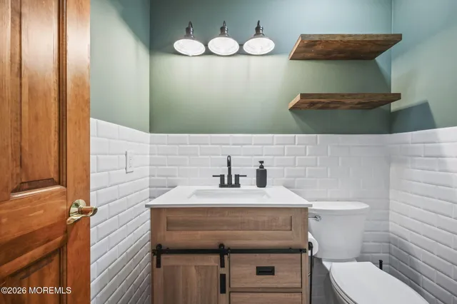 $689,000 | 104 Valley Drive, Millstone Township, NJ 08535