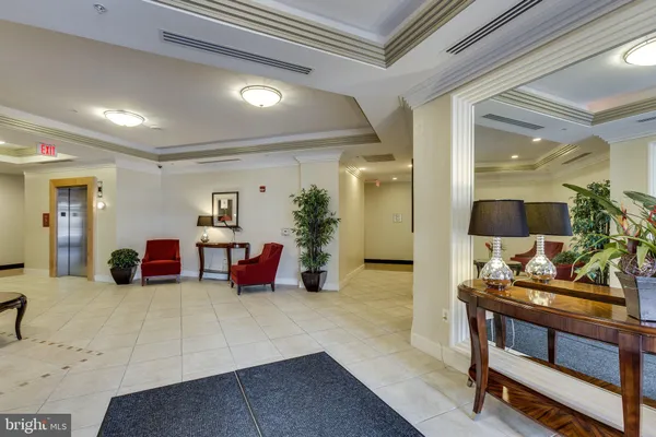 $1,950 | 4490 Market Commons Drive, Unit 312, Fairfax, VA 22033