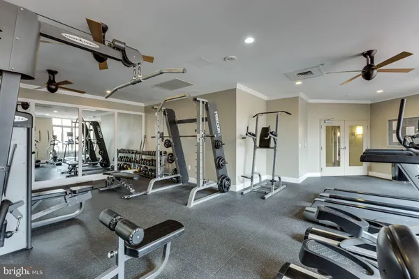 $1,950 | 4490 Market Commons Drive, Unit 312, Fairfax, VA 22033