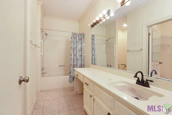 $165,000 | 279-35 Marilyn Drive, Unit 35, Baton Rouge, LA 70815