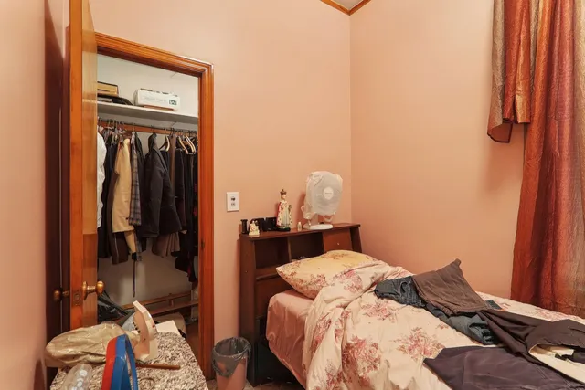 $394,900 | 3710 South Wood Street, Chicago, IL 60609