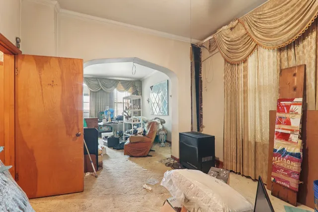 $394,900 | 3710 South Wood Street, Chicago, IL 60609