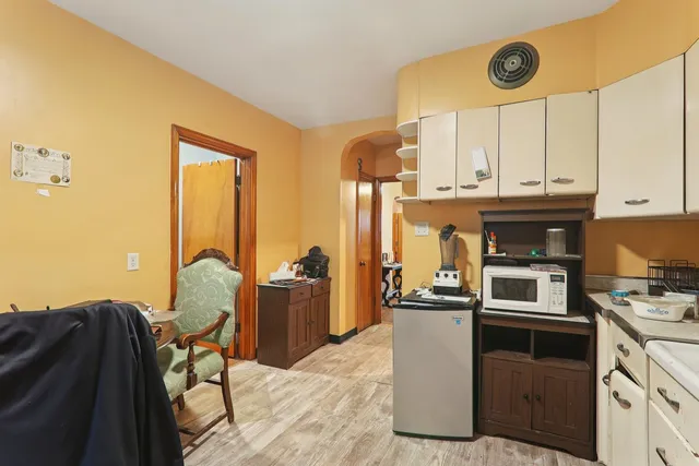 $394,900 | 3710 South Wood Street, Chicago, IL 60609