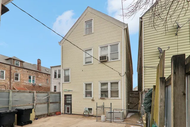 $394,900 | 3710 South Wood Street, Chicago, IL 60609