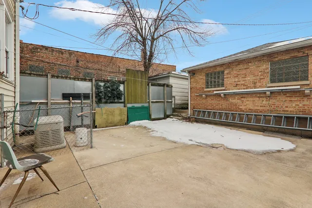 $394,900 | 3710 South Wood Street, Chicago, IL 60609