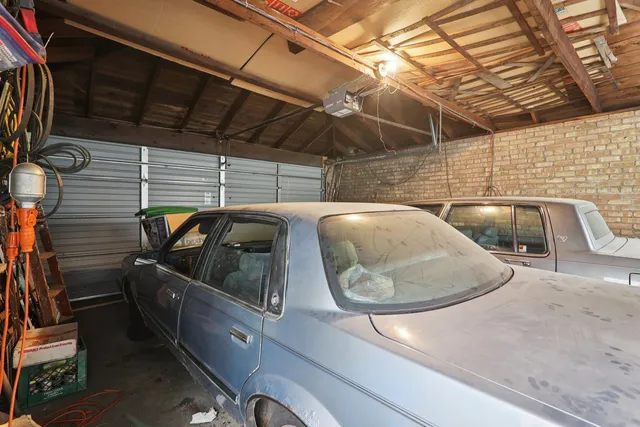 $394,900 | 3710 South Wood Street, Chicago, IL 60609