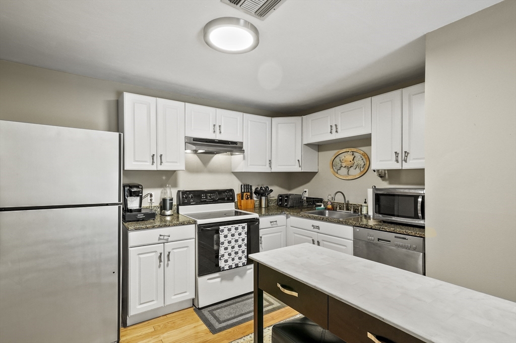 176 Maple Avenue, Unit 432 Rutland, MA 01543 - Photo 8 of 24 Gallery Image 8