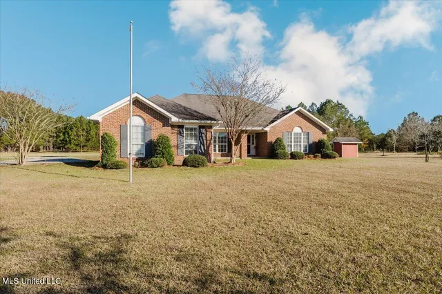 $460,000 | 17920 Rayford Shumock Road, Moss Point, MS 39562