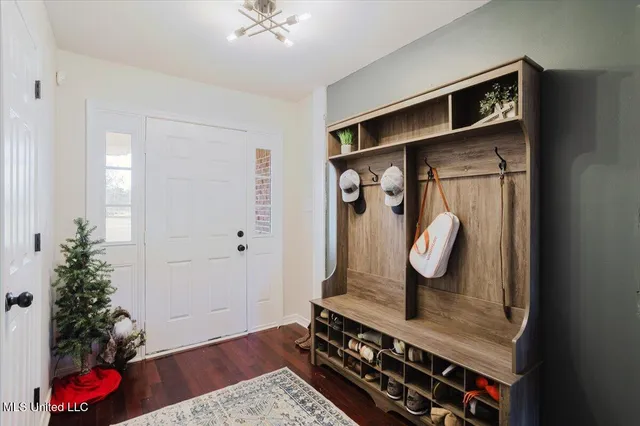 $460,000 | 17920 Rayford Shumock Road, Moss Point, MS 39562