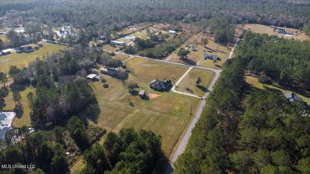 $460,000 | 17920 Rayford Shumock Road, Moss Point, MS 39562