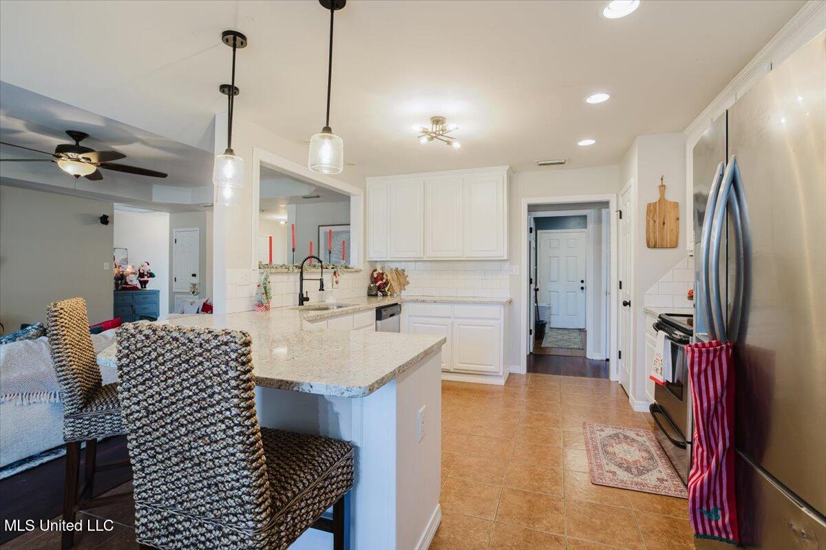 17920 Rayford Shumock Road Moss Point, MS 39562 - Photo 6 of 49 10-HJ0A0111-HDR