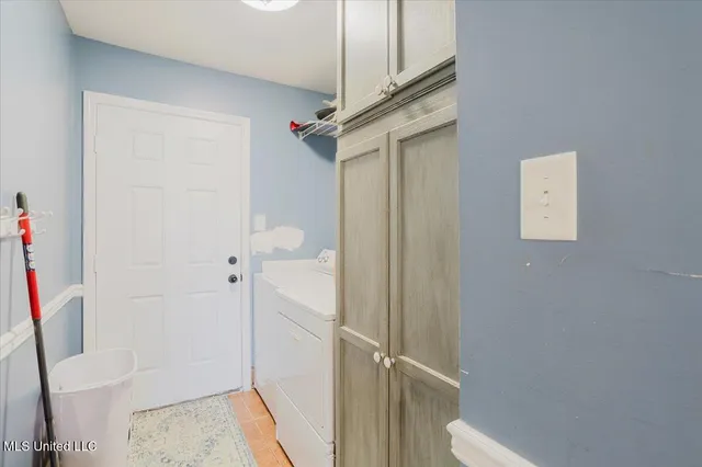 $460,000 | 17920 Rayford Shumock Road, Moss Point, MS 39562