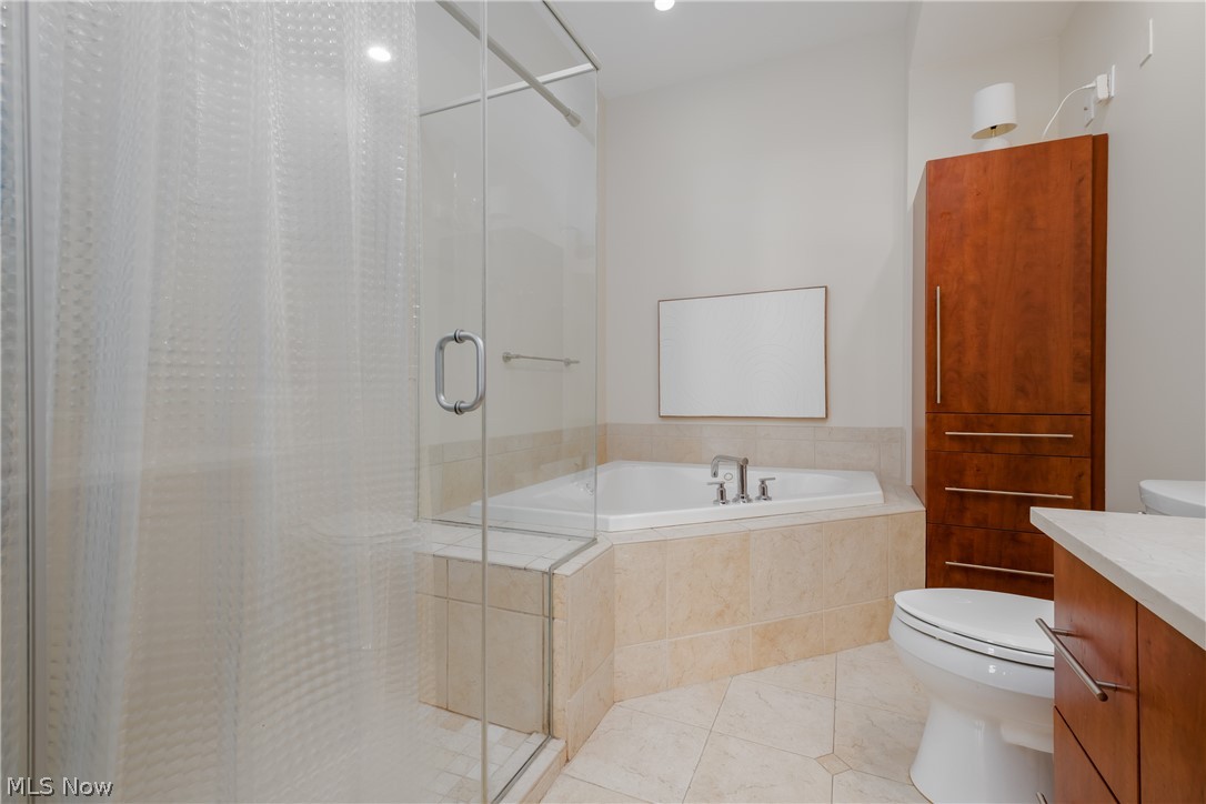 2079 Random Road, Unit 314 Cleveland, OH 44106 - Photo 18 of 29