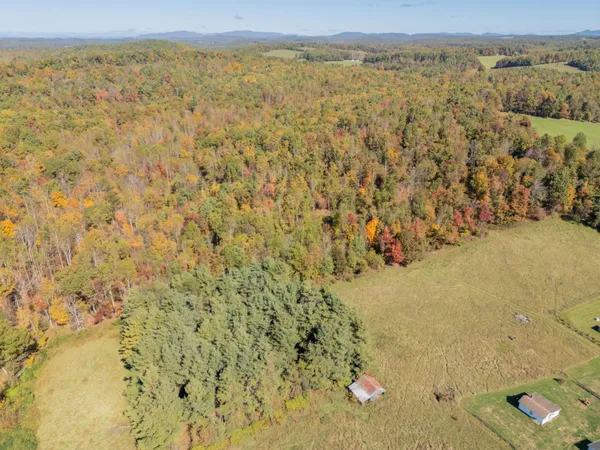 $610,000 | 5531 Franklin Pike Southeast, Floyd, VA 24091