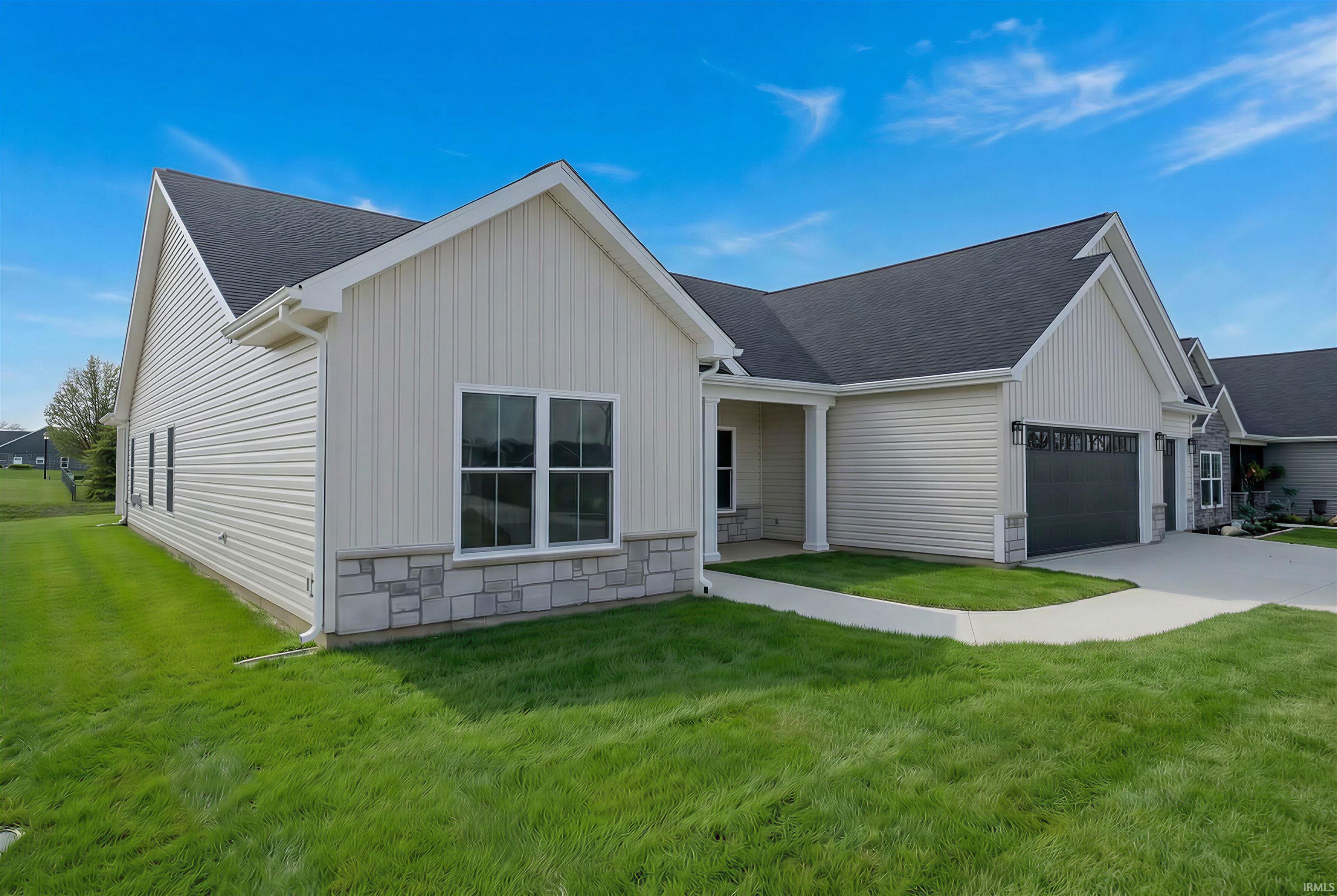 2193 Beech Tree Court Kokomo, IN 46902 - Photo 2 of 31