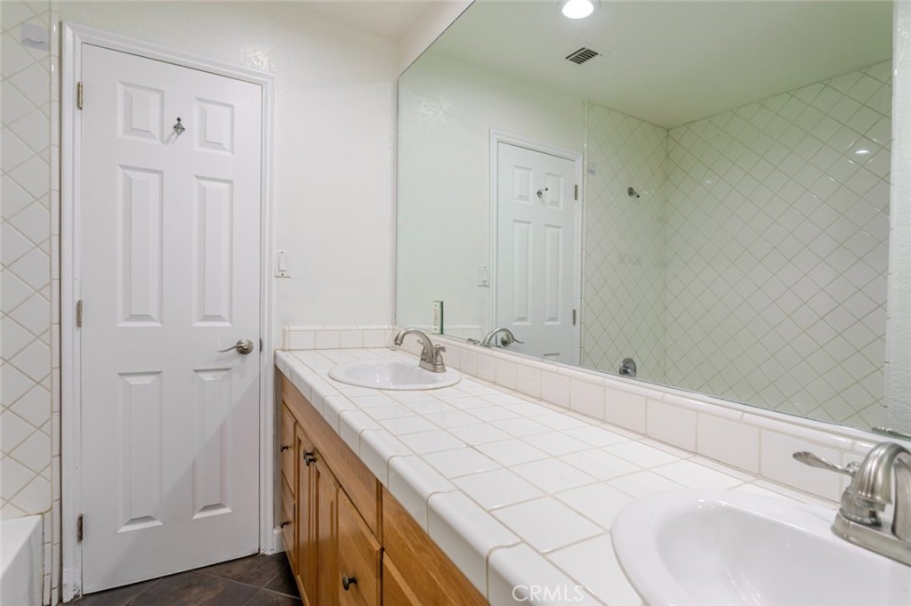 5888 Oak Knolls Road Simi Valley, CA 93063 - Photo 26 of 40