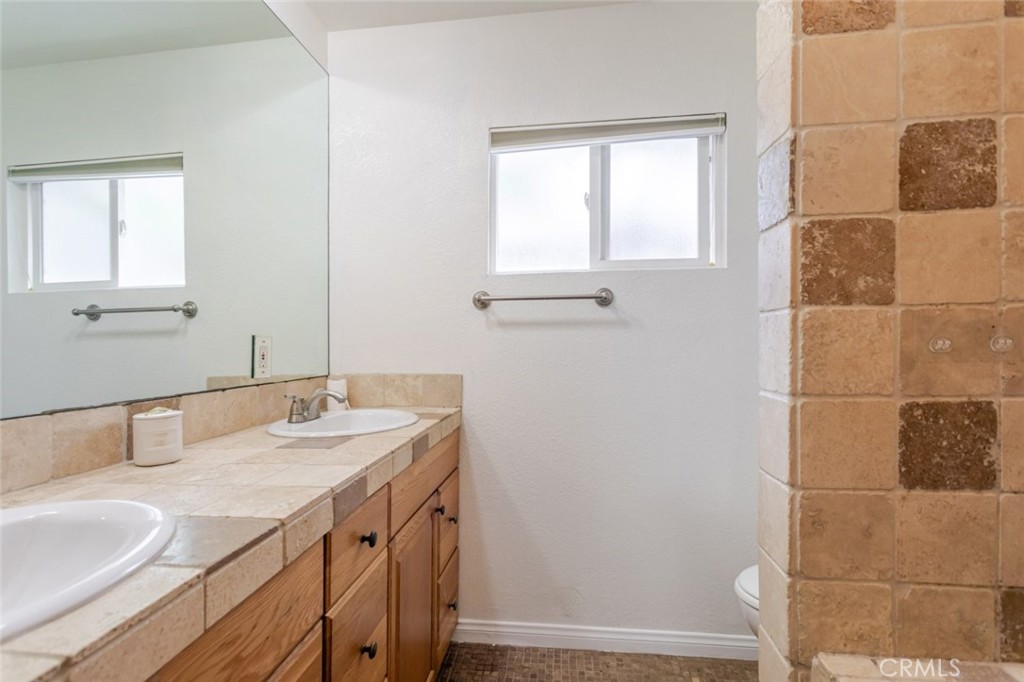 5888 Oak Knolls Road Simi Valley, CA 93063 - Photo 28 of 40