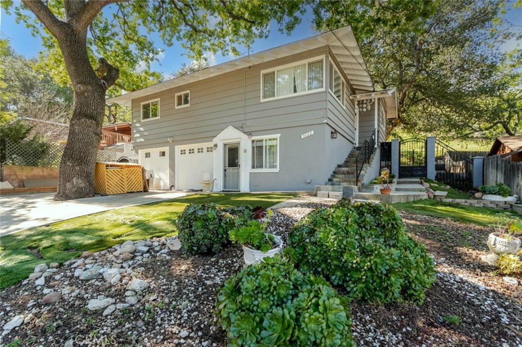 5888 Oak Knolls Road Simi Valley, CA 93063 - Photo 5 of 40