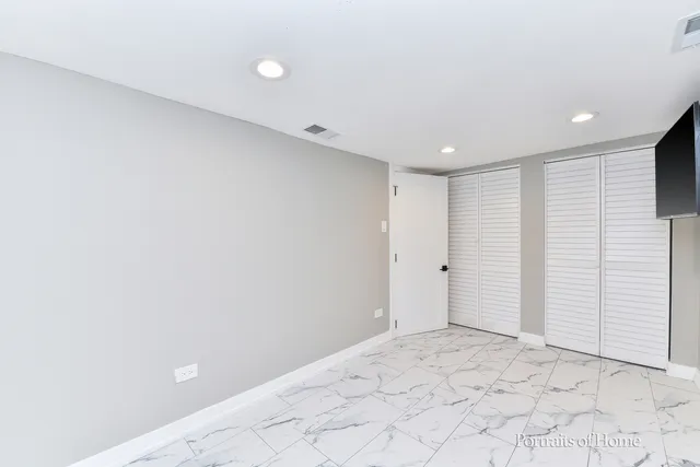 $2,300 | 3501 West Le Moyne Street, Unit 1, Chicago, IL 60651