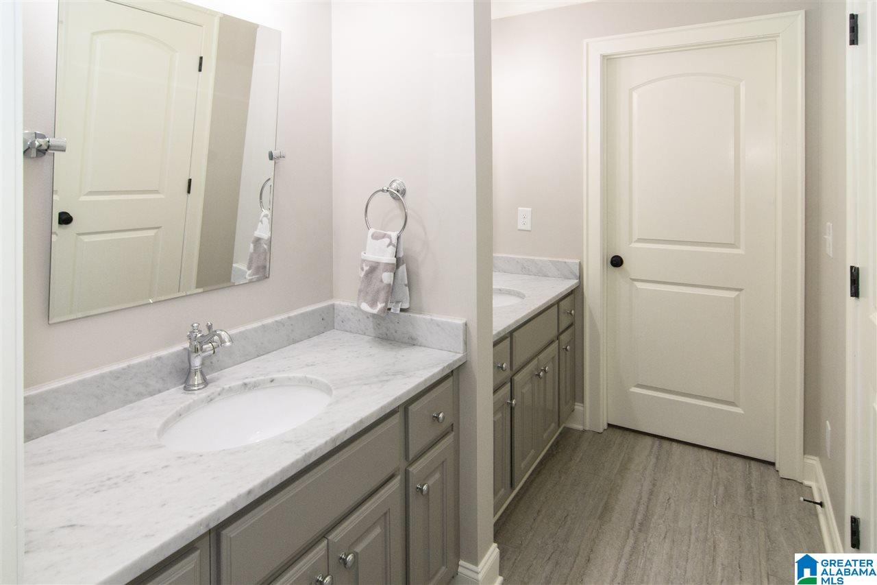 2014 Springhill Court Birmingham, AL 35242 - Photo 33 of 50