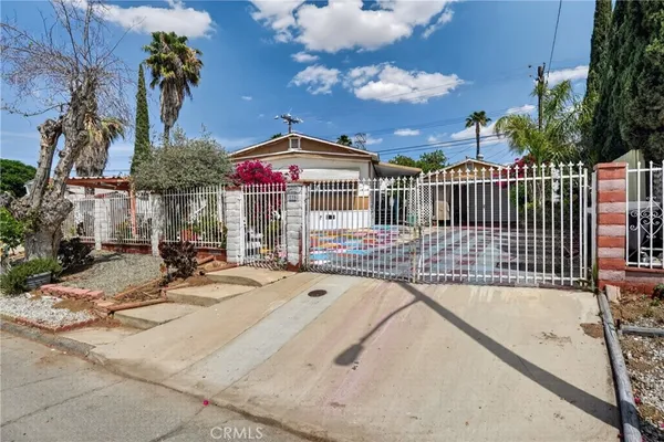 $320,000 | 339 Altura Drive, Perris, CA 92570