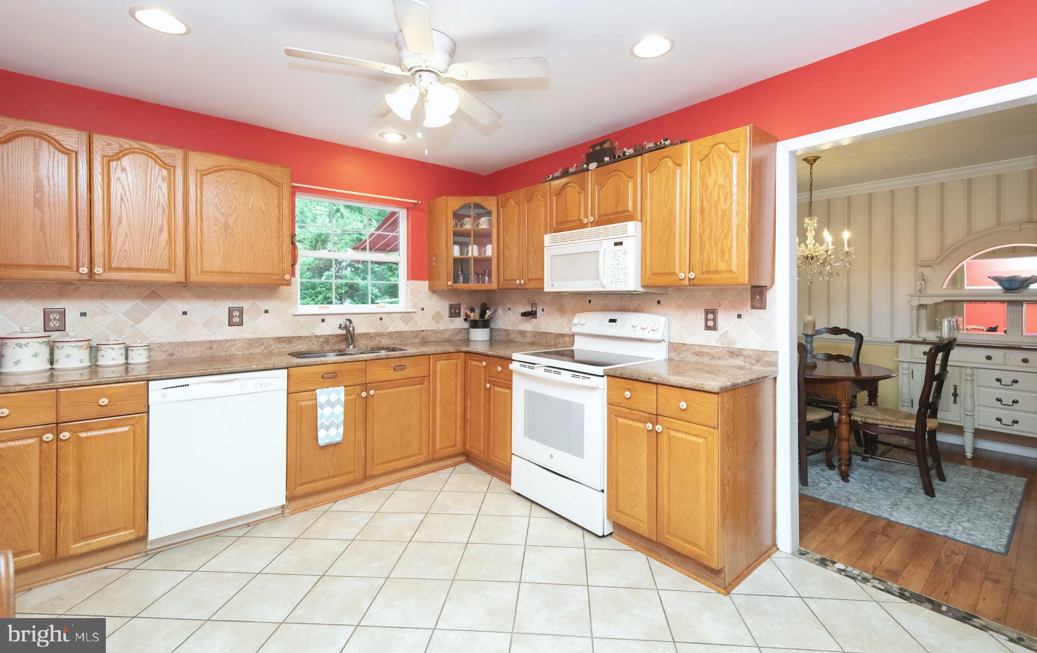 925 Waugh Chapel Road Gambrills, MD 21054 - Photo 11 of 28