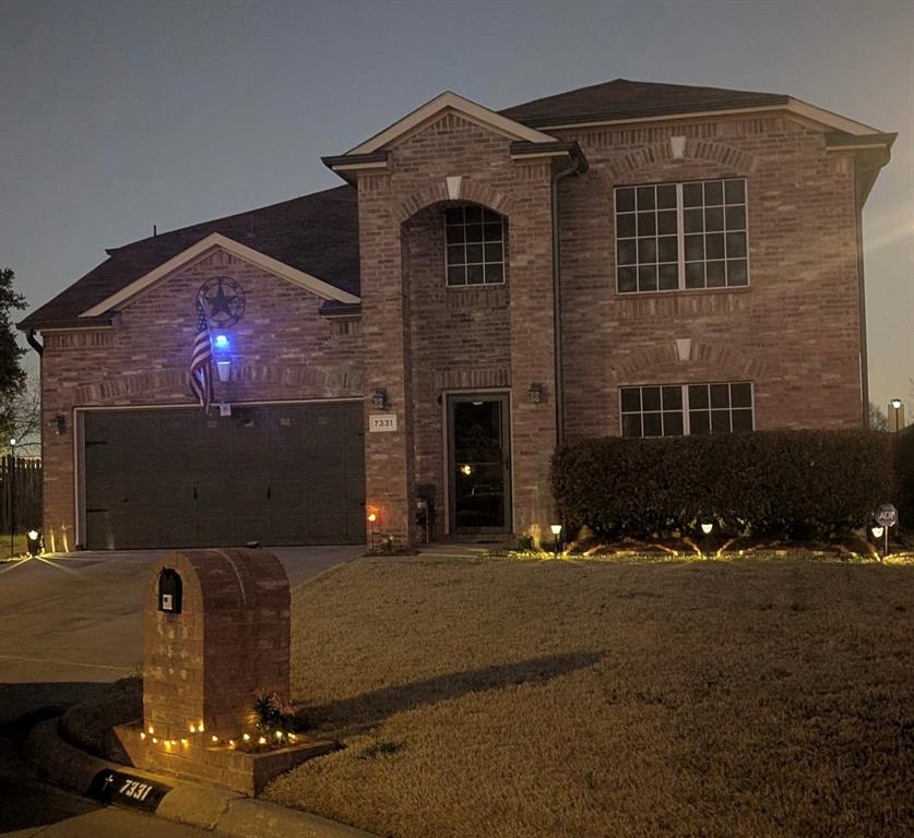 7331 Tree Ridge Court Fort Worth, TX 76133 - Photo 4 of 40 Evening