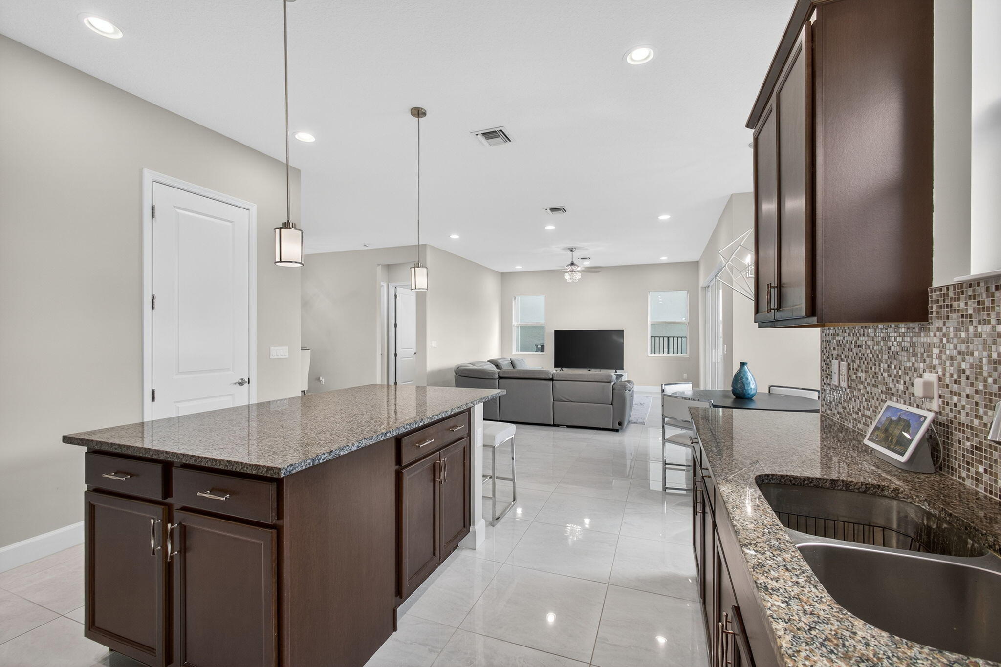 5337 Macoon Way Westlake, FL 33470 - Photo 5 of 104 5337 Macoon Wy Westlake FL 33470