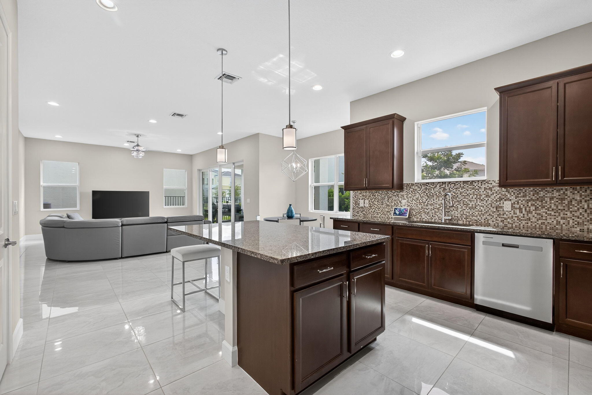 5337 Macoon Way Westlake, FL 33470 - Photo 7 of 104 5337 Macoon Wy Westlake FL 33470