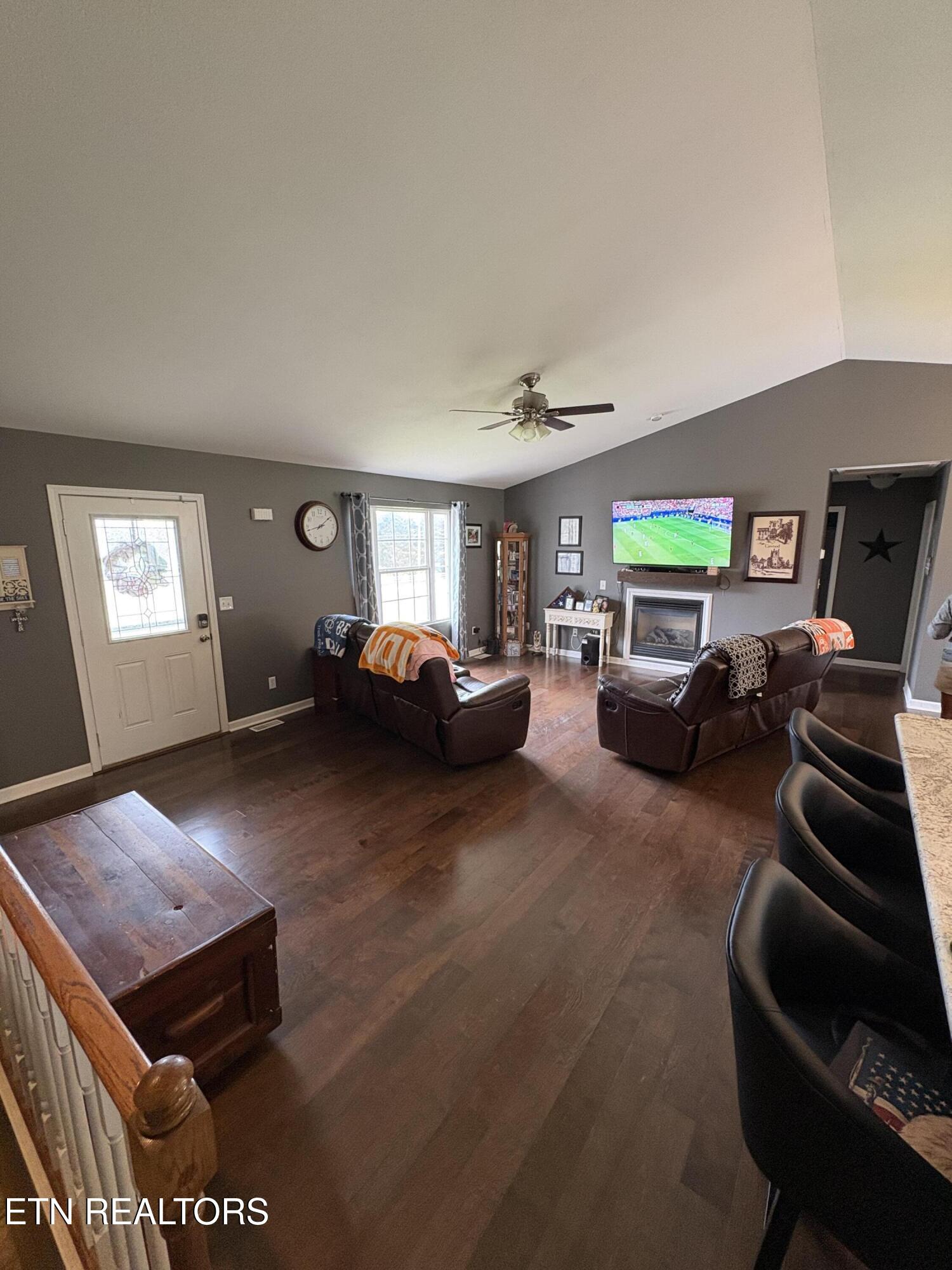 1757 River Road Kingston, TN 37763 - Photo 5 of 26 IMG_4776