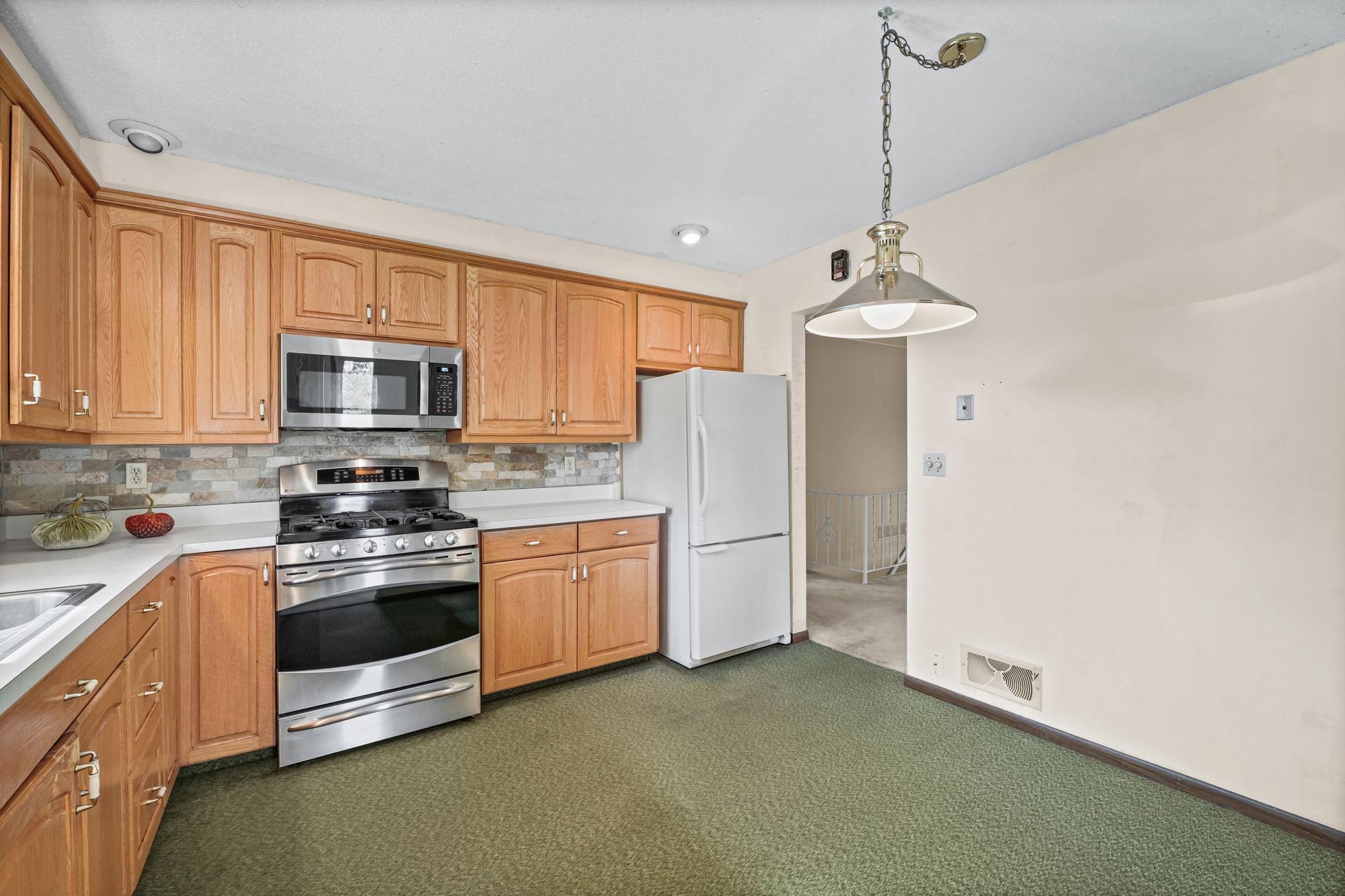 10243 Rich Road Bloomington, MN 55437 - Photo 13 of 48 Gallery Image 13