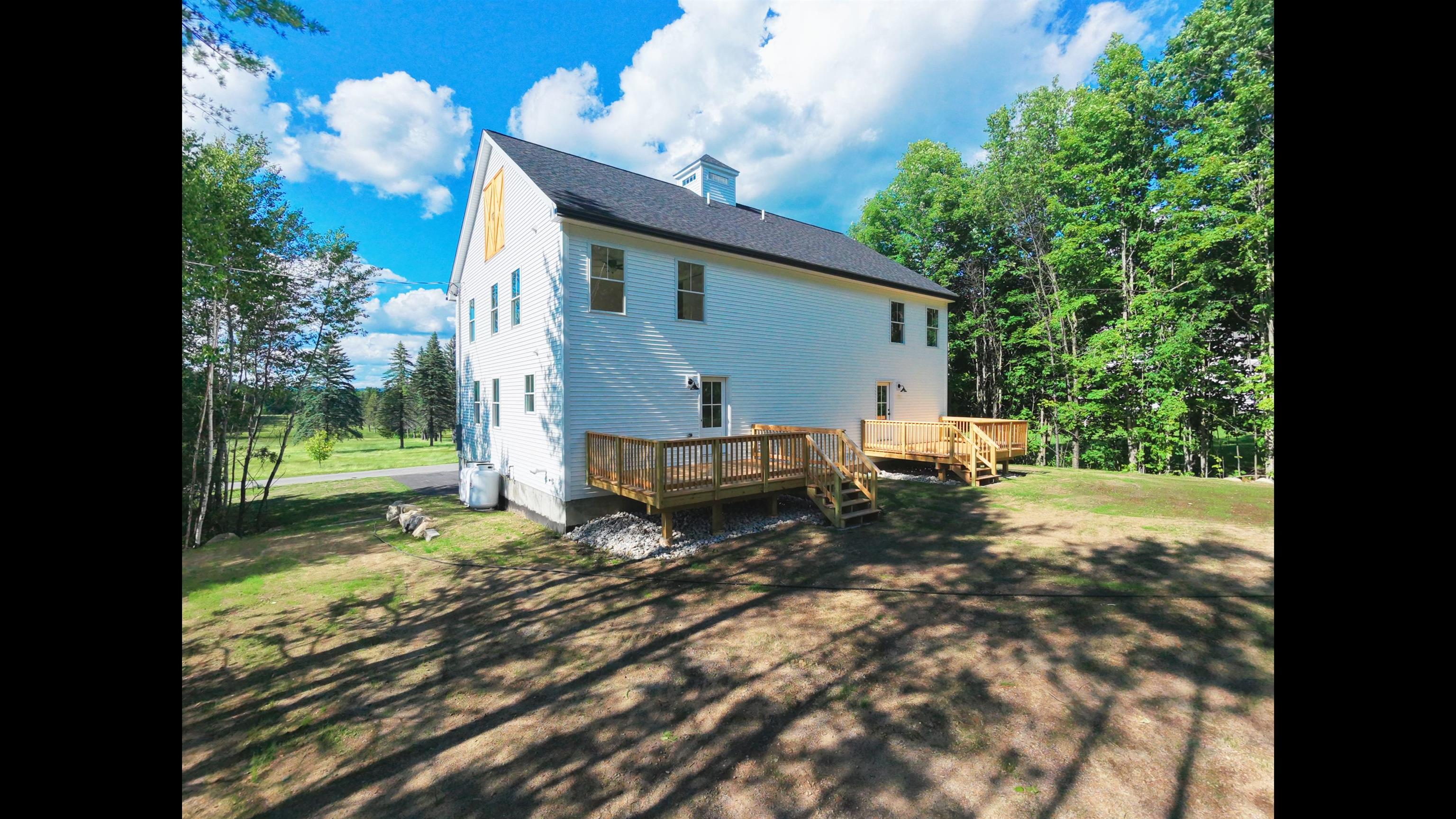 48 Pine Street Bethlehem, NH 03574 - Photo 4 of 9