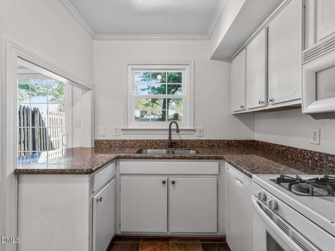 3749 Jamestown Circle Raleigh, NC 27609 - Photo 13 of 20 013-1280x960-kitchen