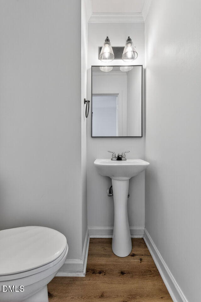 3749 Jamestown Circle Raleigh, NC 27609 - Photo 15 of 20 015-1280x960-powder-room