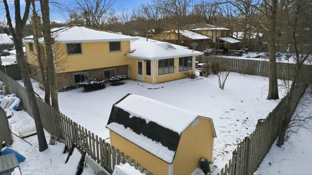 $339,900 | 883 Honey Lane, Crete, IL 60417