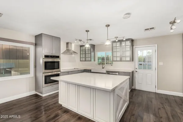 $610,000 | 1717 East Pebble Beach Drive, Tempe, AZ 85282