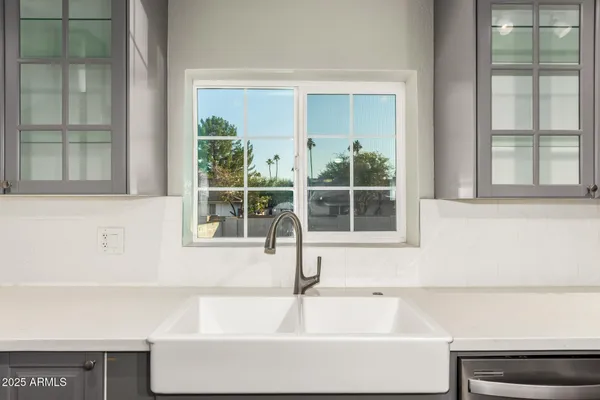 $610,000 | 1717 East Pebble Beach Drive, Tempe, AZ 85282