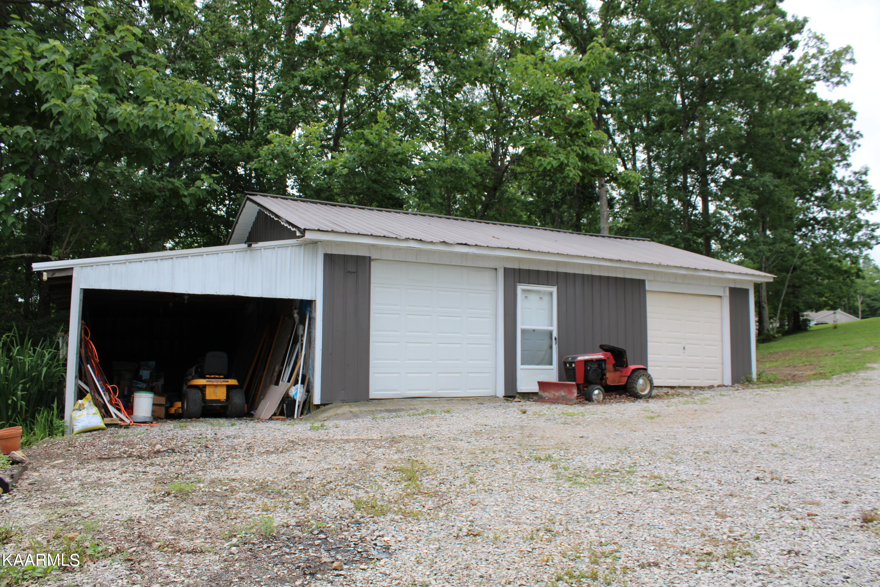 1398 Panther Branch Road Jamestown, TN 38556 - Photo 21 of 56 IMG_0814