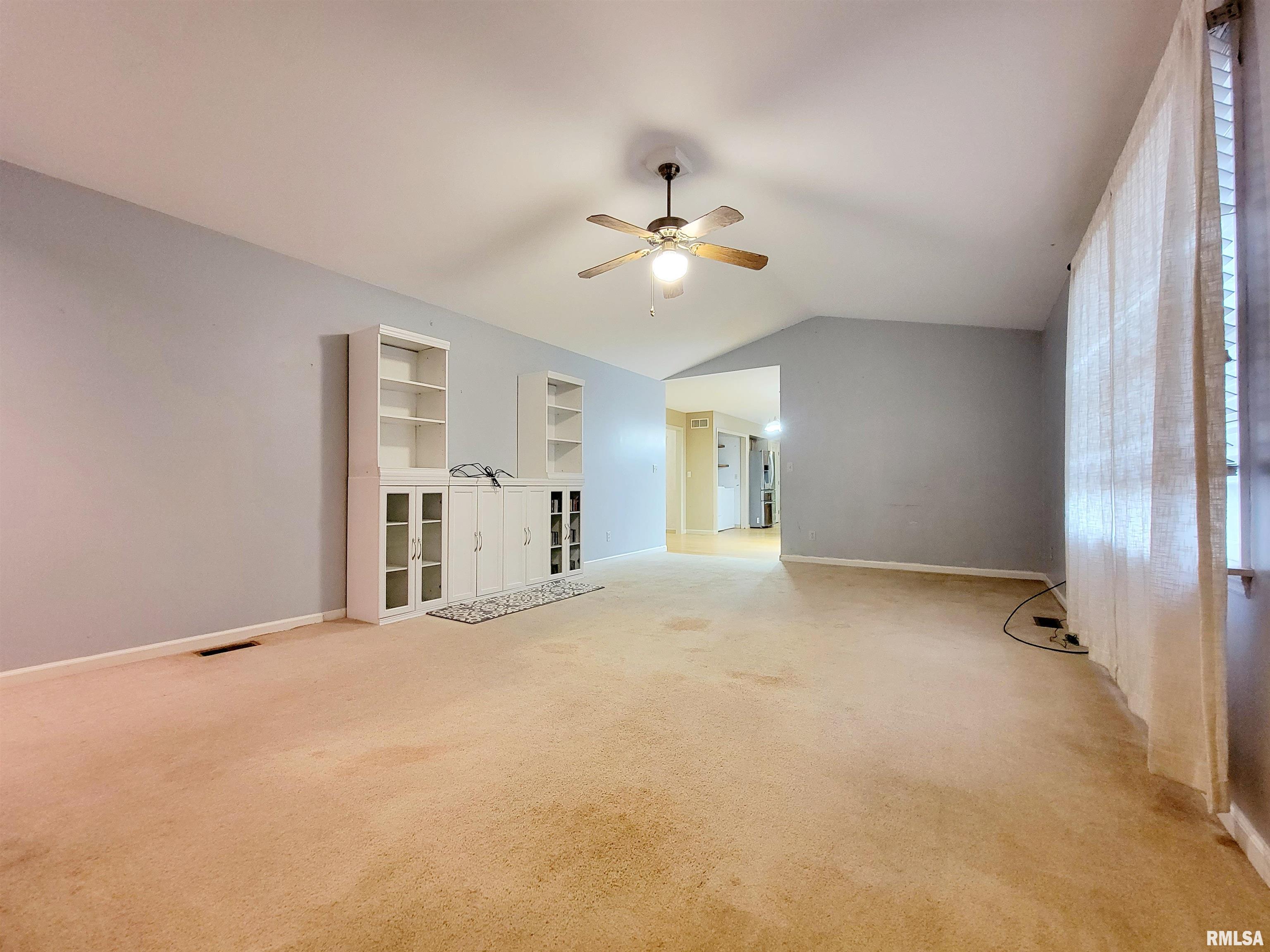 2728 North Rustic Ridge Drive Peoria, IL 61604 - Photo 21 of 47 Gallery Image 21