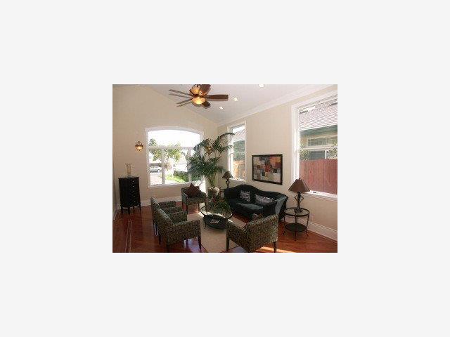 22714 Alcalde Road Cupertino, CA 95014 - Photo 2 of 9 Gallery Image 2