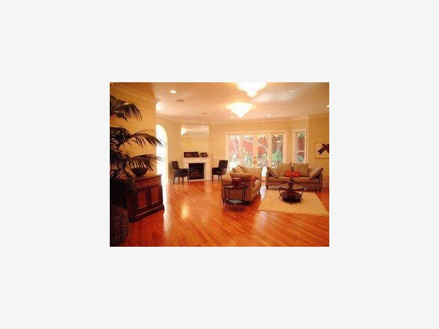22714 Alcalde Road Cupertino, CA 95014 - Photo 5 of 9 Gallery Image 5