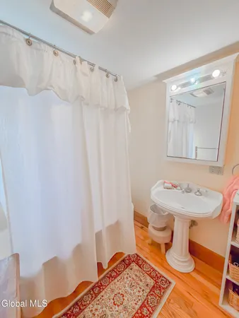 $519,999 | 8874 Rte 9W, Athens, NY 12015